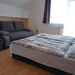 Guest house Napsugar Vendeghaz 3*