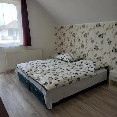 Guest house Napsugar Vendeghaz 3*