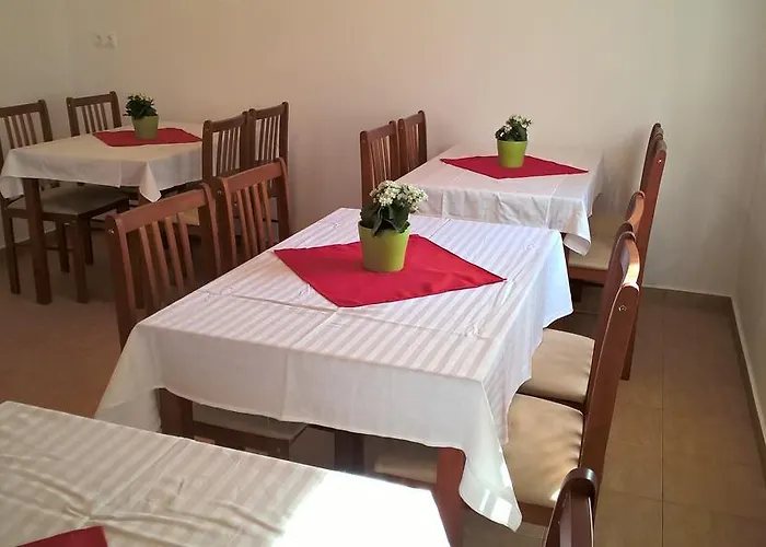 Napsugar Vendeghaz בית הארחה 3*