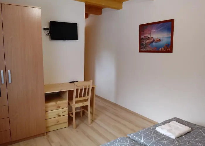 Napsugar Vendeghaz 3* Újudvar