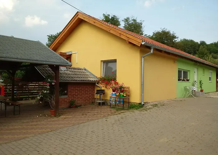 Napsugar Vendeghaz Újudvar